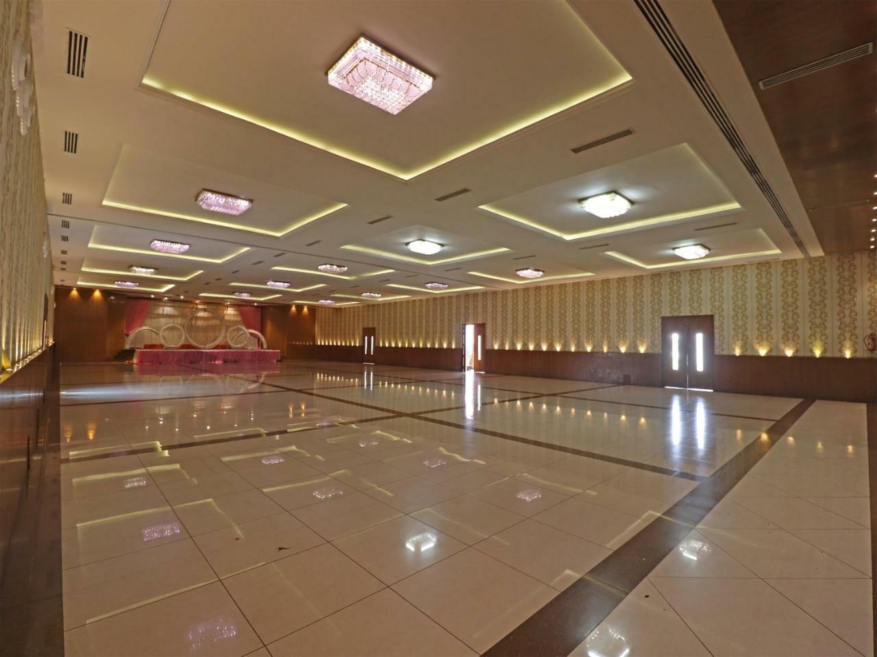 Oyo 29012 Gayatri Palace Ξενοδοχείο Durg Εξωτερικό φωτογραφία