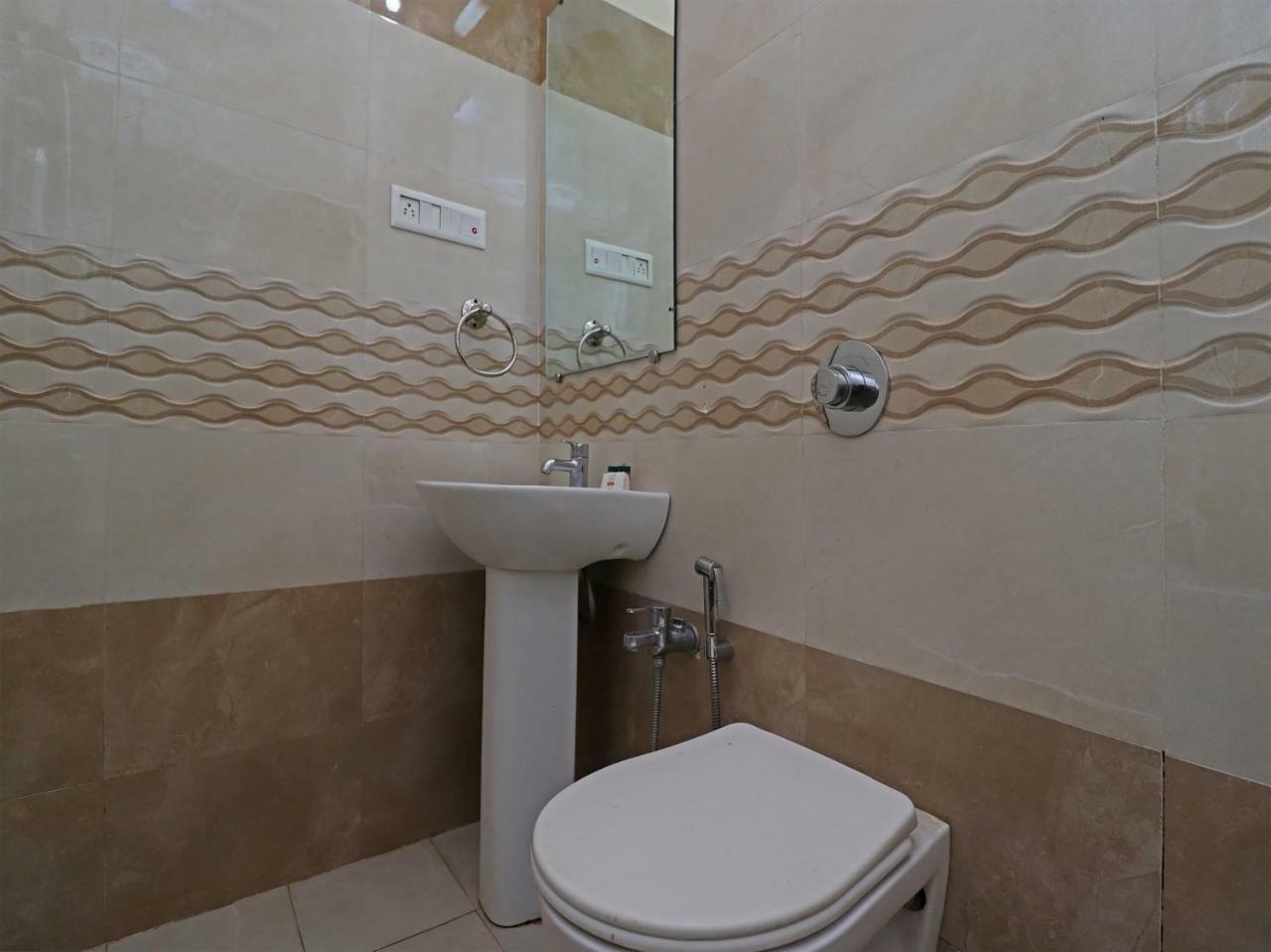 Oyo 29012 Gayatri Palace Ξενοδοχείο Durg Εξωτερικό φωτογραφία