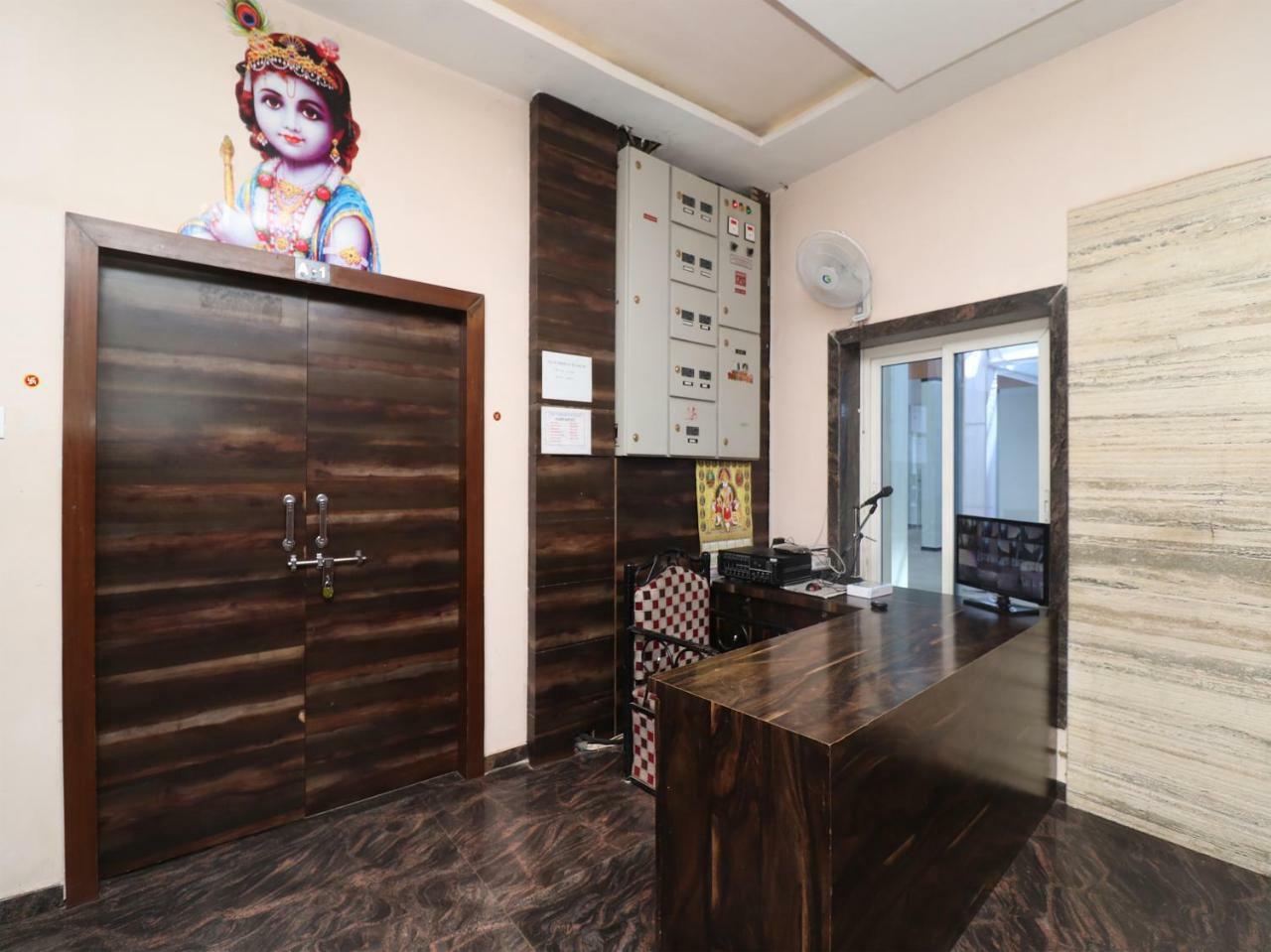 Oyo 29012 Gayatri Palace Ξενοδοχείο Durg Εξωτερικό φωτογραφία