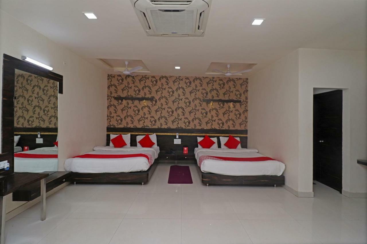 Oyo 29012 Gayatri Palace Ξενοδοχείο Durg Εξωτερικό φωτογραφία