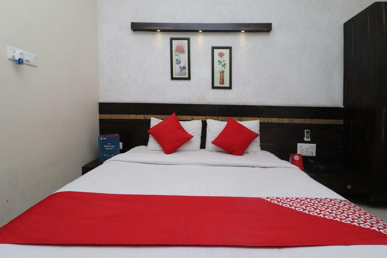 Oyo 29012 Gayatri Palace Ξενοδοχείο Durg Εξωτερικό φωτογραφία